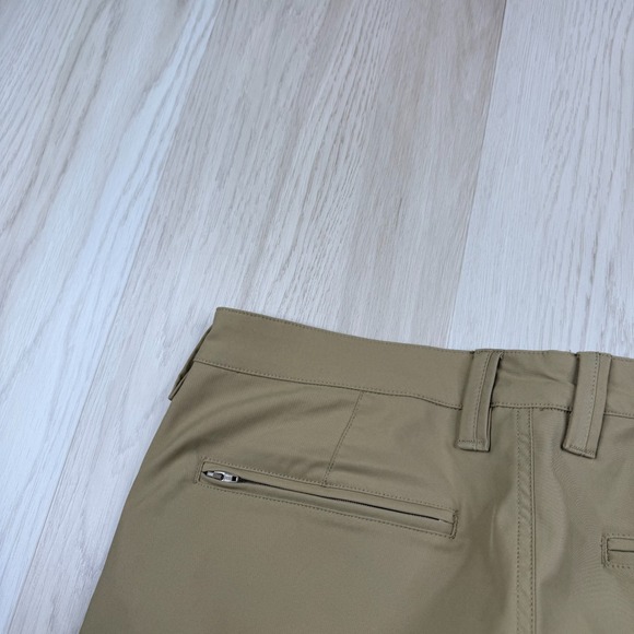 Bluffworks Ascender Mens Khaki Flat Front Tailored Fit Chino Pants Size 32x32 - Picture 5 of 11